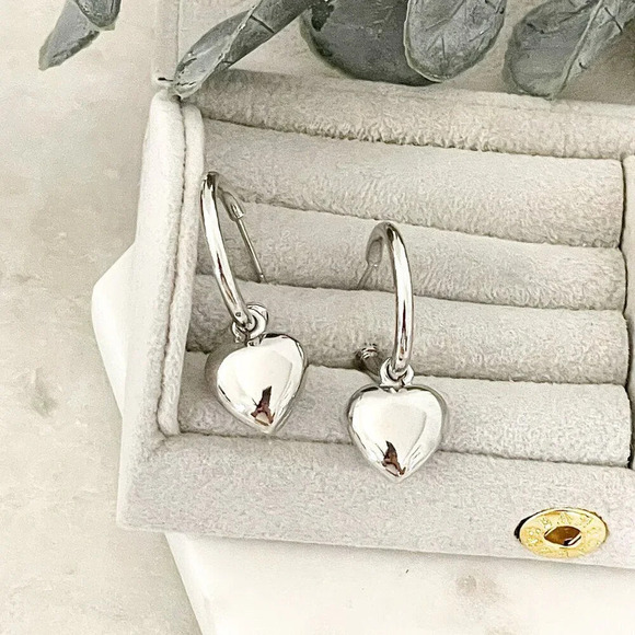 925 Sterling Silver Chunky Heart Hoop Earrings Dangle Heart Huggies - Picture 2 of 9